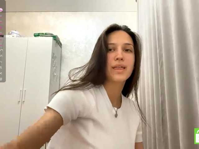 JacquelynClowes live cam on BongaCams