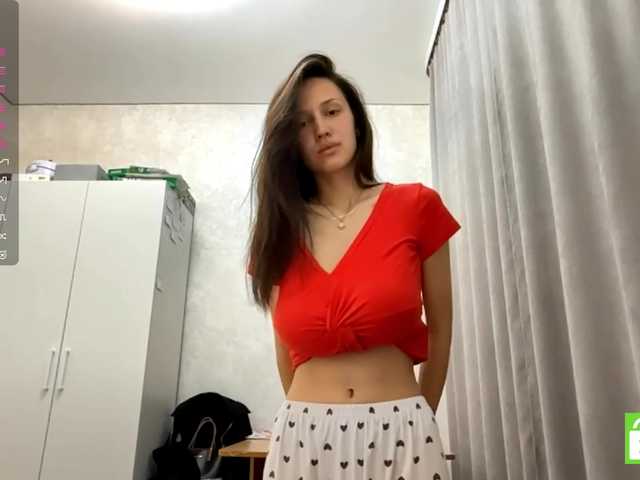 JacquelynClowes live cam on BongaCams