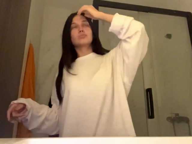 JacquelynClowes live cam on BongaCams