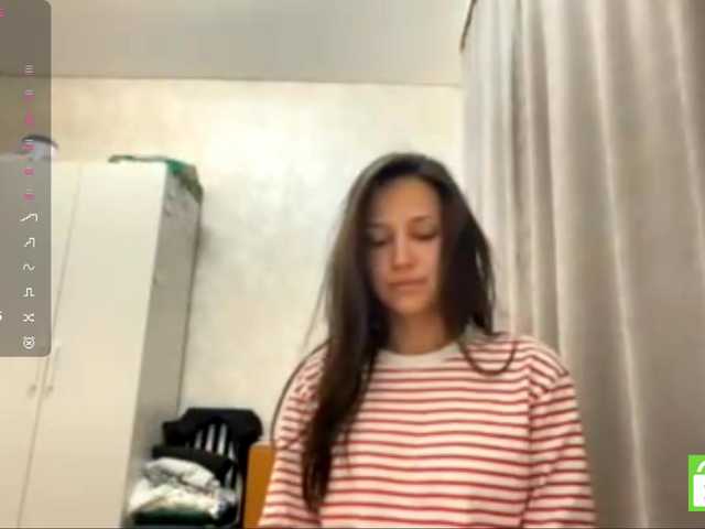 JacquelynClowes live cam on BongaCams