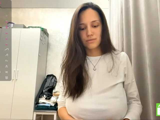 JacquelynClowes live cam on BongaCams