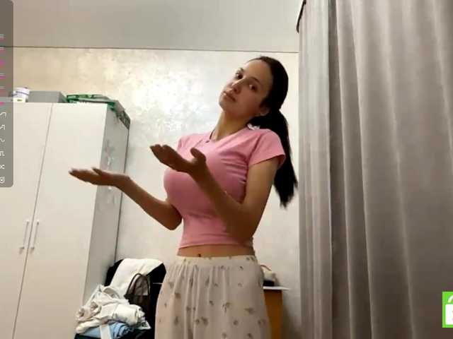 JacquelynClowes live cam on BongaCams