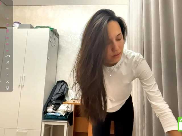JacquelynClowes live cam on BongaCams