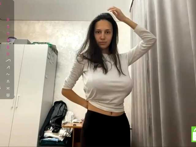 JacquelynClowes live cam on BongaCams