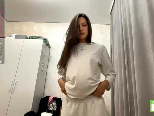 JacquelynClowes live cam on BongaCams