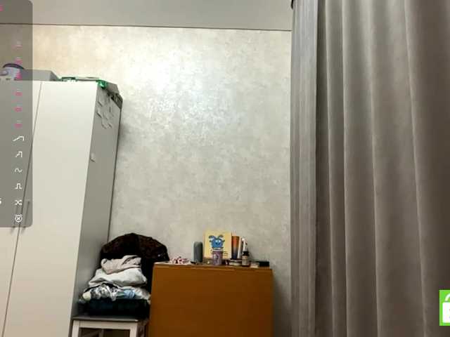 JacquelynClowes live cam on BongaCams