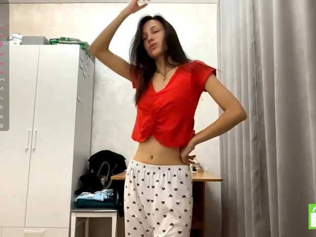 JacquelynClowes live cam on BongaCams