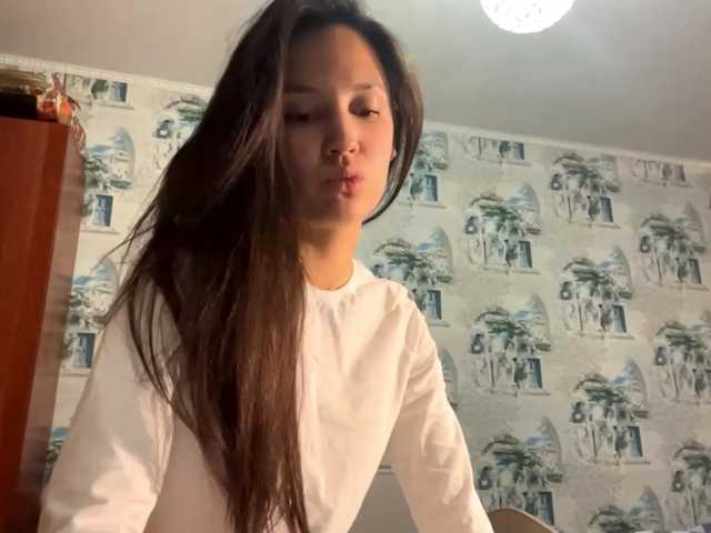JacquelynClowes live cam on BongaCams