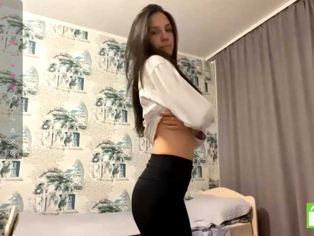 JacquelynClowes live cam on BongaCams