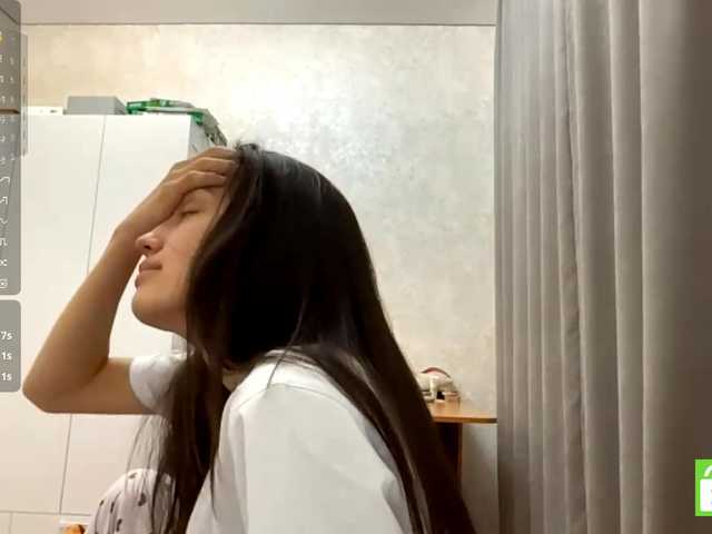 JacquelynClowes live cam on BongaCams