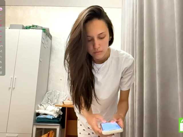 JacquelynClowes live cam on BongaCams