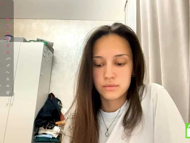 JacquelynClowes live cam on BongaCams