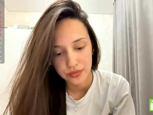 JacquelynClowes live cam on BongaCams