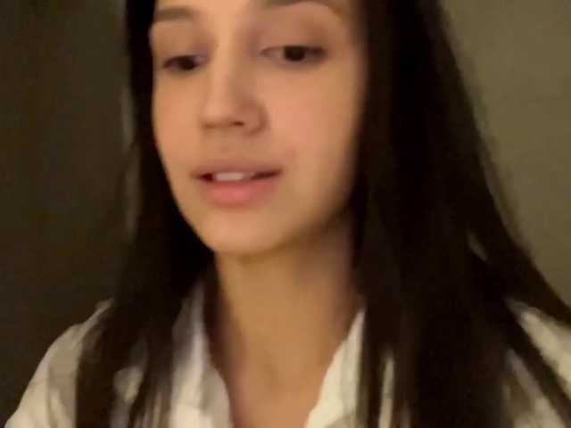JacquelynClowes, en directo ahora en BongaCams