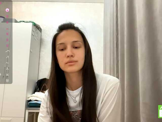 JacquelynClowes live cam on BongaCams