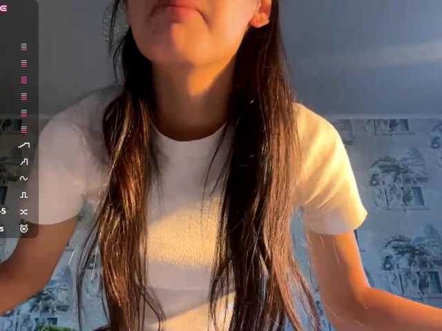 JacquelynClowes live cam on BongaCams