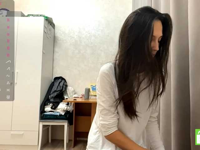 JacquelynClowes live cam on BongaCams