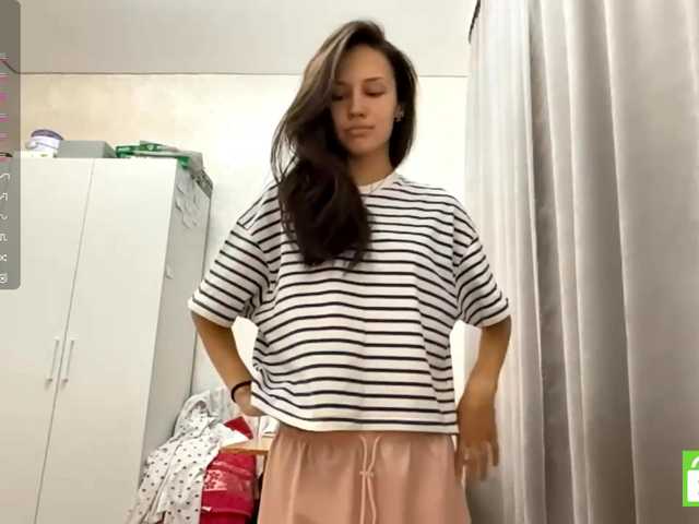 JacquelynClowes live cam on BongaCams