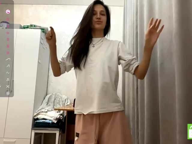 JacquelynClowes live webcam show