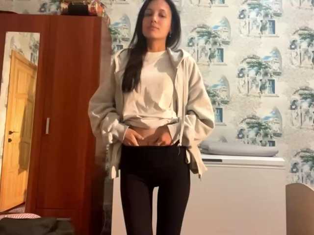 JacquelynClowes live cam on BongaCams