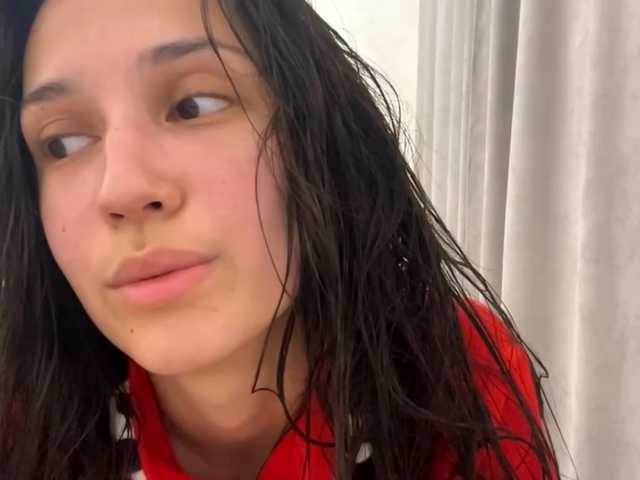 JacquelynClowes live cam on BongaCams