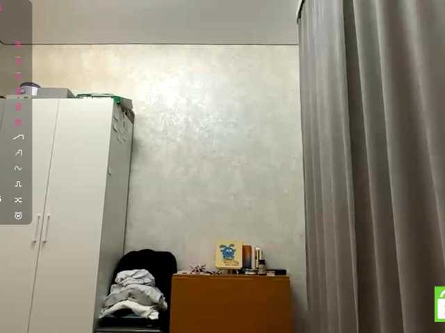 JacquelynClowes live cam on BongaCams