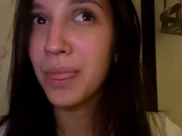 JacquelynClowes live cam on BongaCams