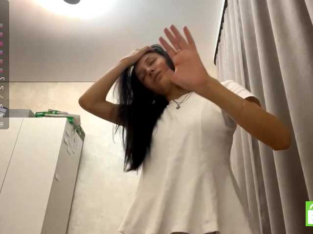 JacquelynClowes live cam on BongaCams