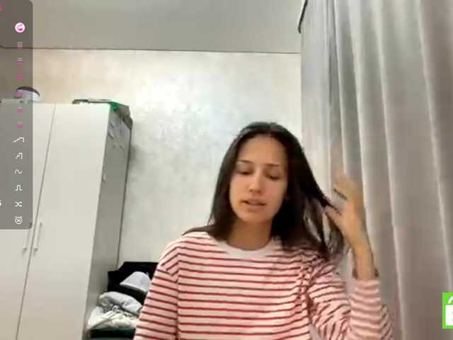 JacquelynClowes live cam on BongaCams