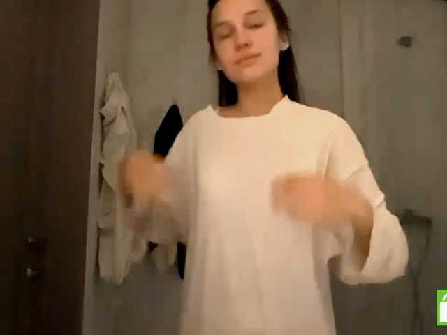 JacquelynClowes live cam on BongaCams