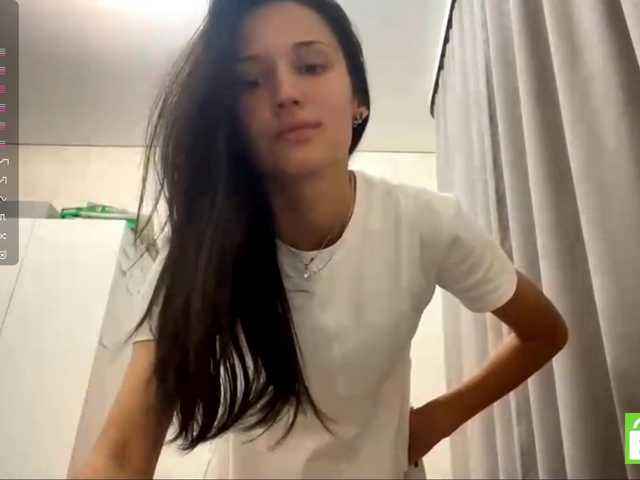 JacquelynClowes live cam on BongaCams