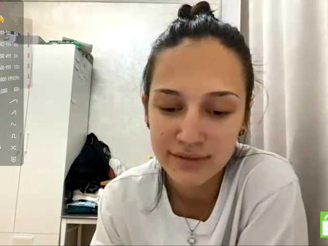 JacquelynClowes live cam on BongaCams