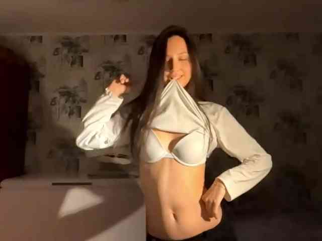 JacquelynClowes webcam