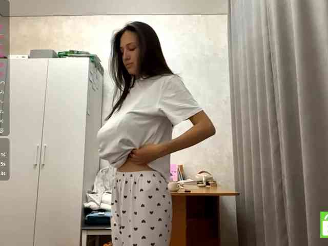 JacquelynClowes webcam