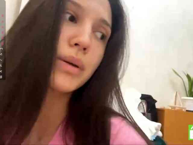 JacquelynClowes webcam