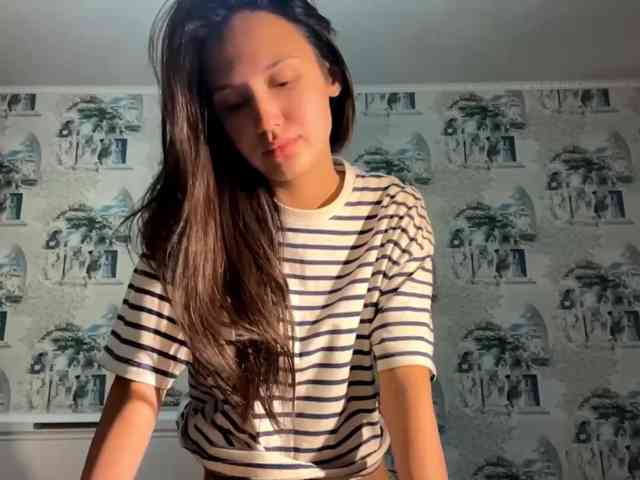 JacquelynClowes webcam