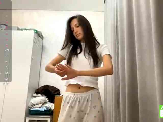 JacquelynClowes webcam
