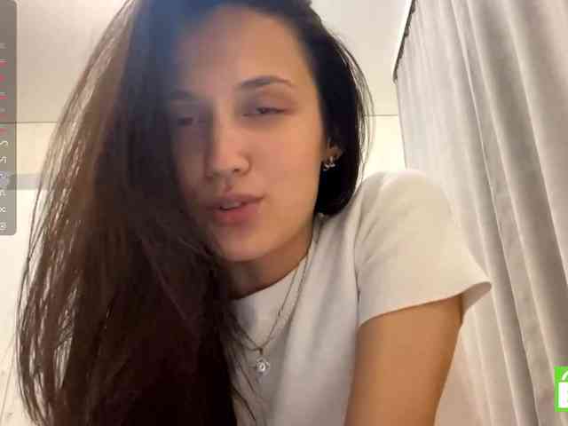JacquelynClowes webcam
