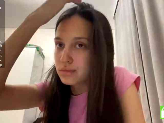 JacquelynClowes webcam