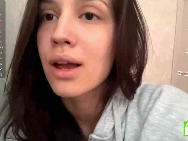 JacquelynClowes webcam
