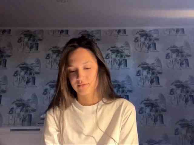 JacquelynClowes webcam