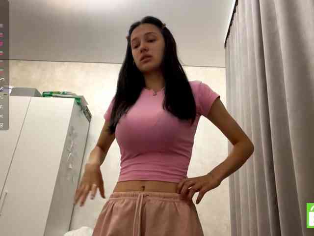 JacquelynClowes webcam