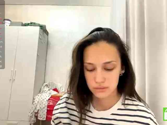 JacquelynClowes webcam