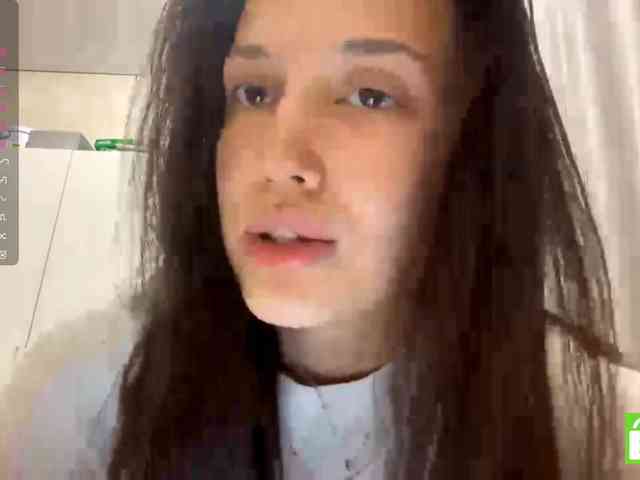 JacquelynClowes webcam