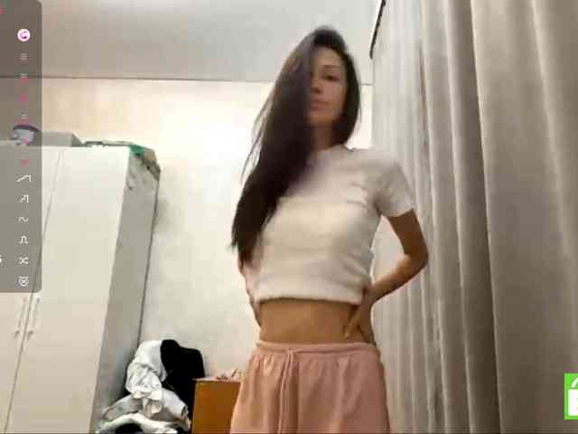 模特: JacquelynClowes
