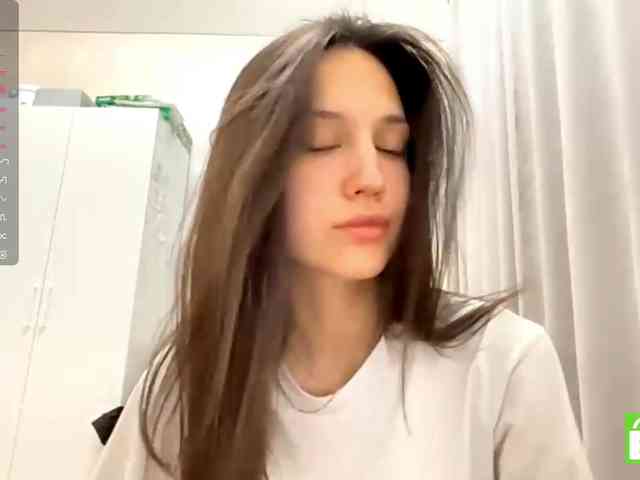 JacquelynClowes webcam