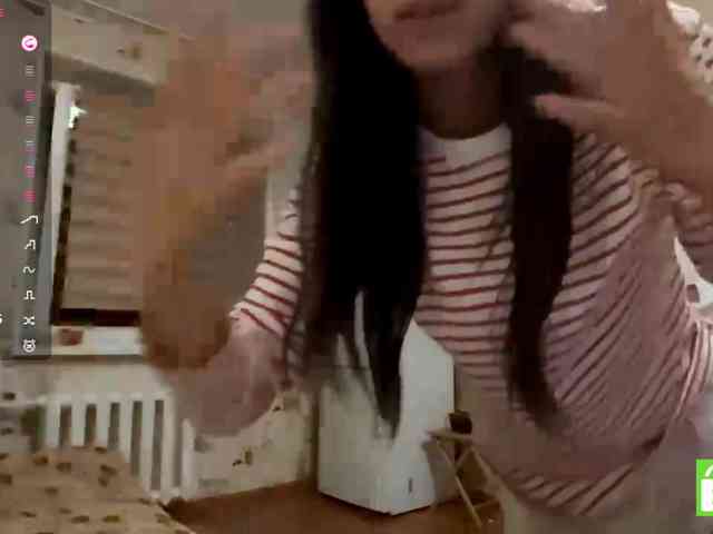 JacquelynClowes webcam