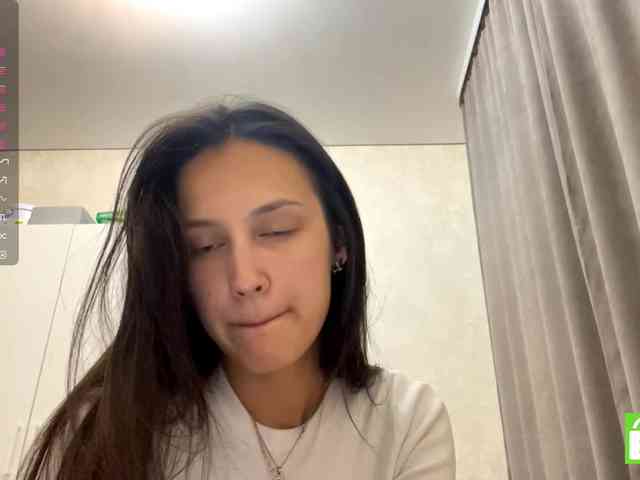 JacquelynClowes webcam