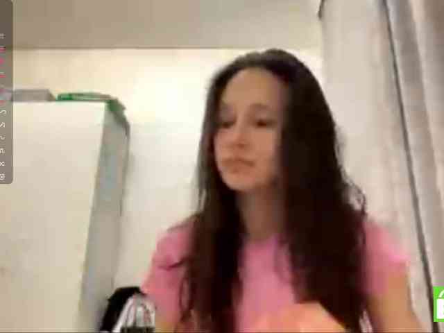JacquelynClowes webcam