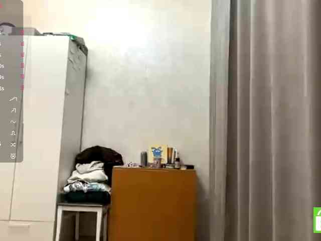 JacquelynClowes webcam